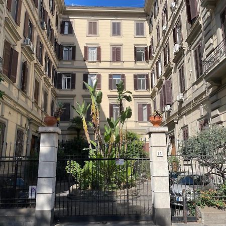 Hotel Gramsci 16 Nápoles Exterior foto